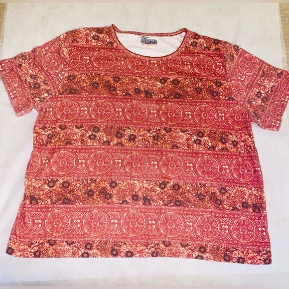 Red Patterned Short Sleeve Top - Picture 1 of 5